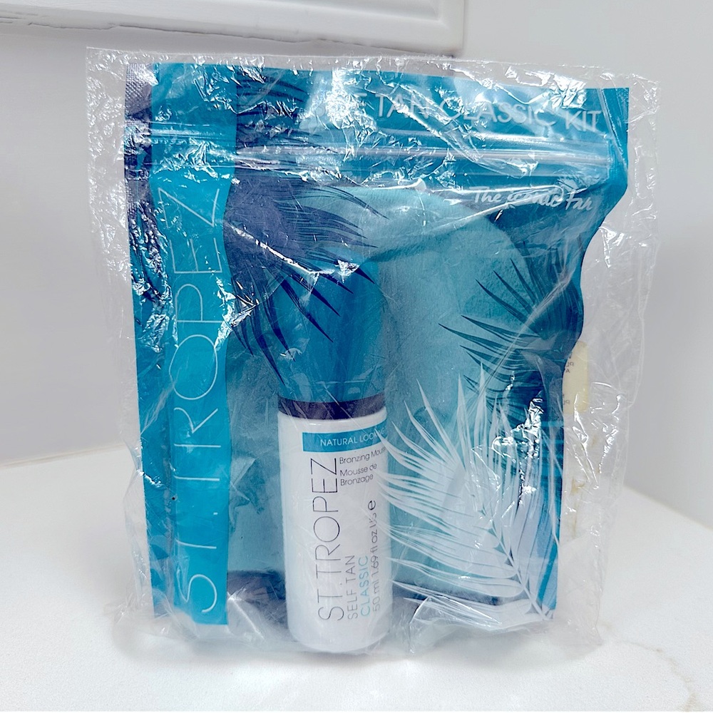 🔥2/$40🔥 St. Tropez Self Tan Classic Kit | Long Lasting, Fast Drying, Non-Sticky - Picture 3 of 6